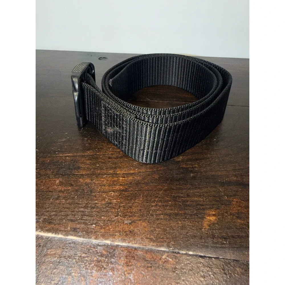 5.11 Tactical TDU Belt Black Nylon Webbing Mens‎ Medium 32-34 Model 59551